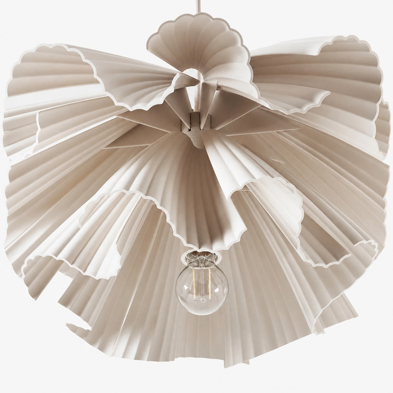 Elora Plastic Pendant Lamp – Lightweight Modern Design for Bedrooms or Living Rooms