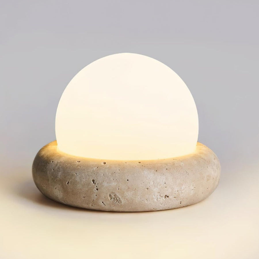 Halbrunde Tischlampe aus Travertin im cremefarbenen Stil