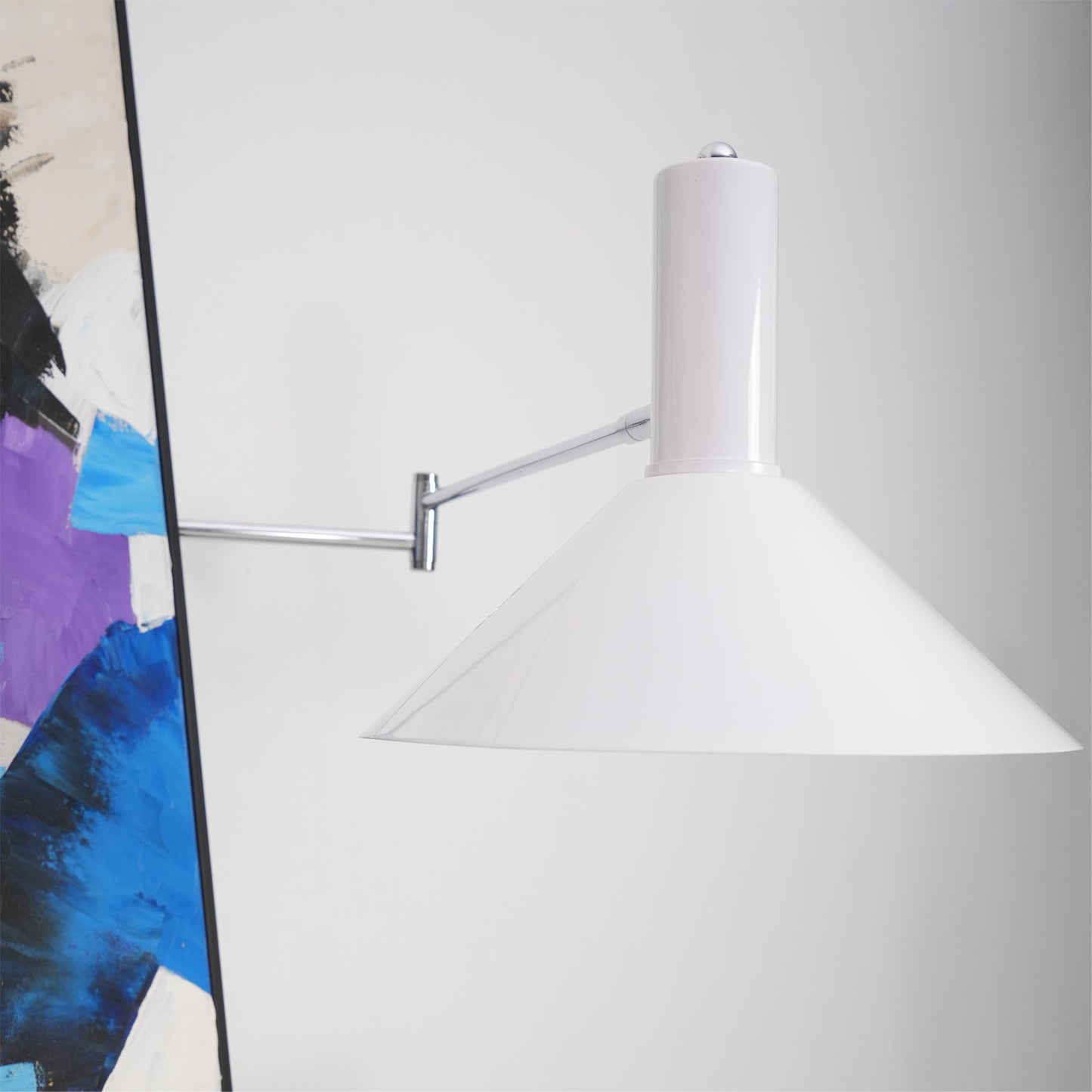 Moderne Bauhaus Schwenkbare Wandleuchte für Esstisch mit Kabel und Stecker