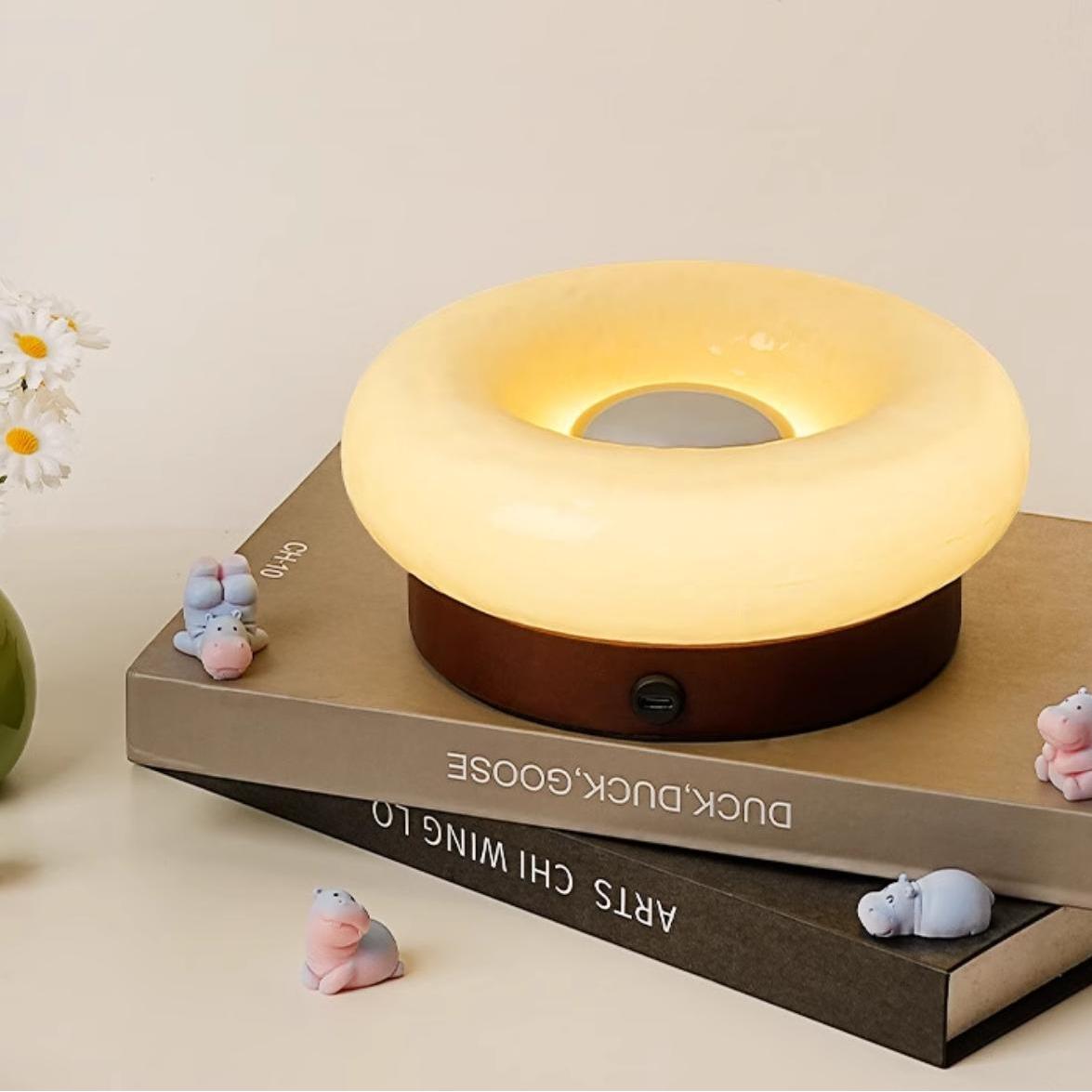 Tragbarer Bauhaus Donut Glas Touch Tischleuchte