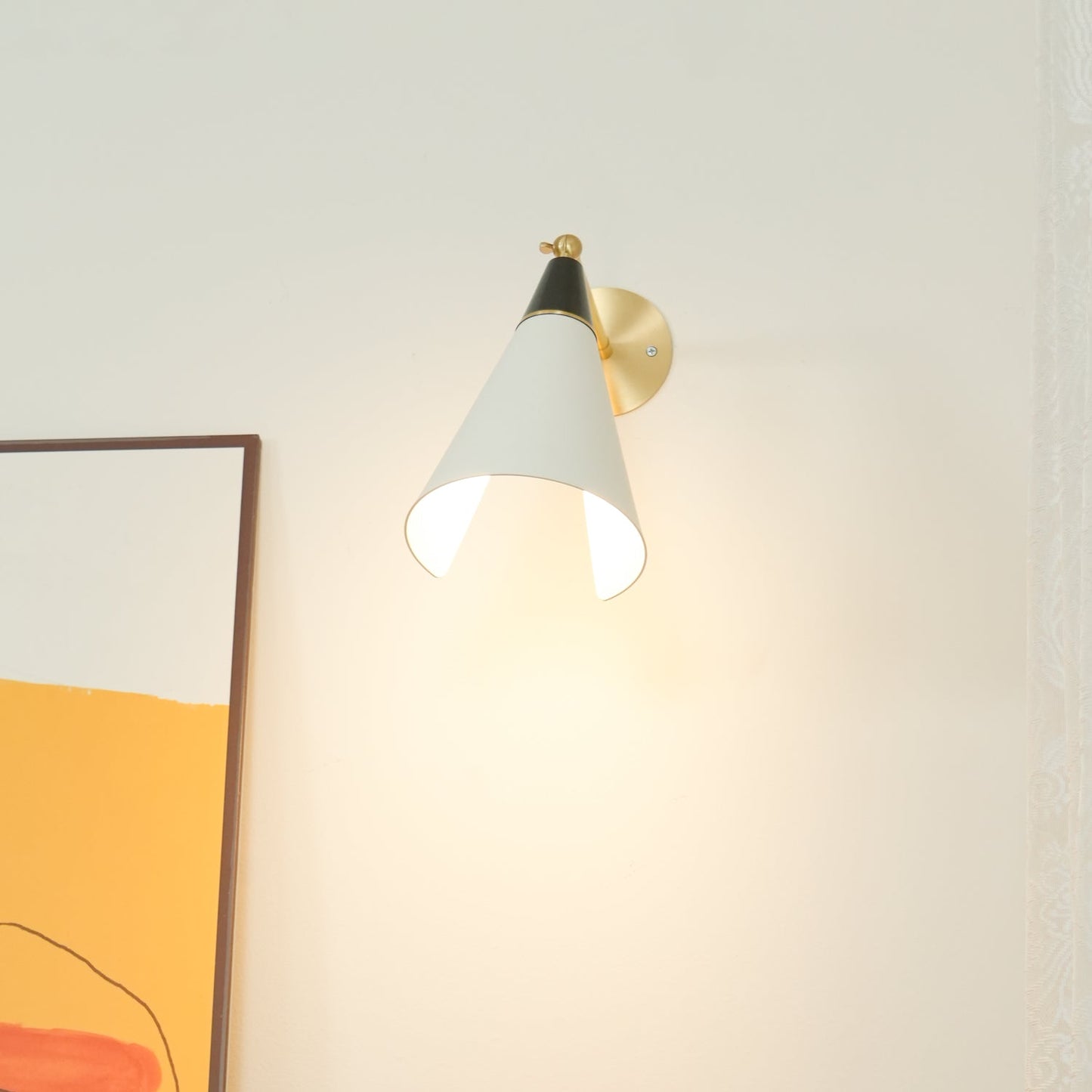 Magari Mid Century Wandleuchte Messing Schwenkbar