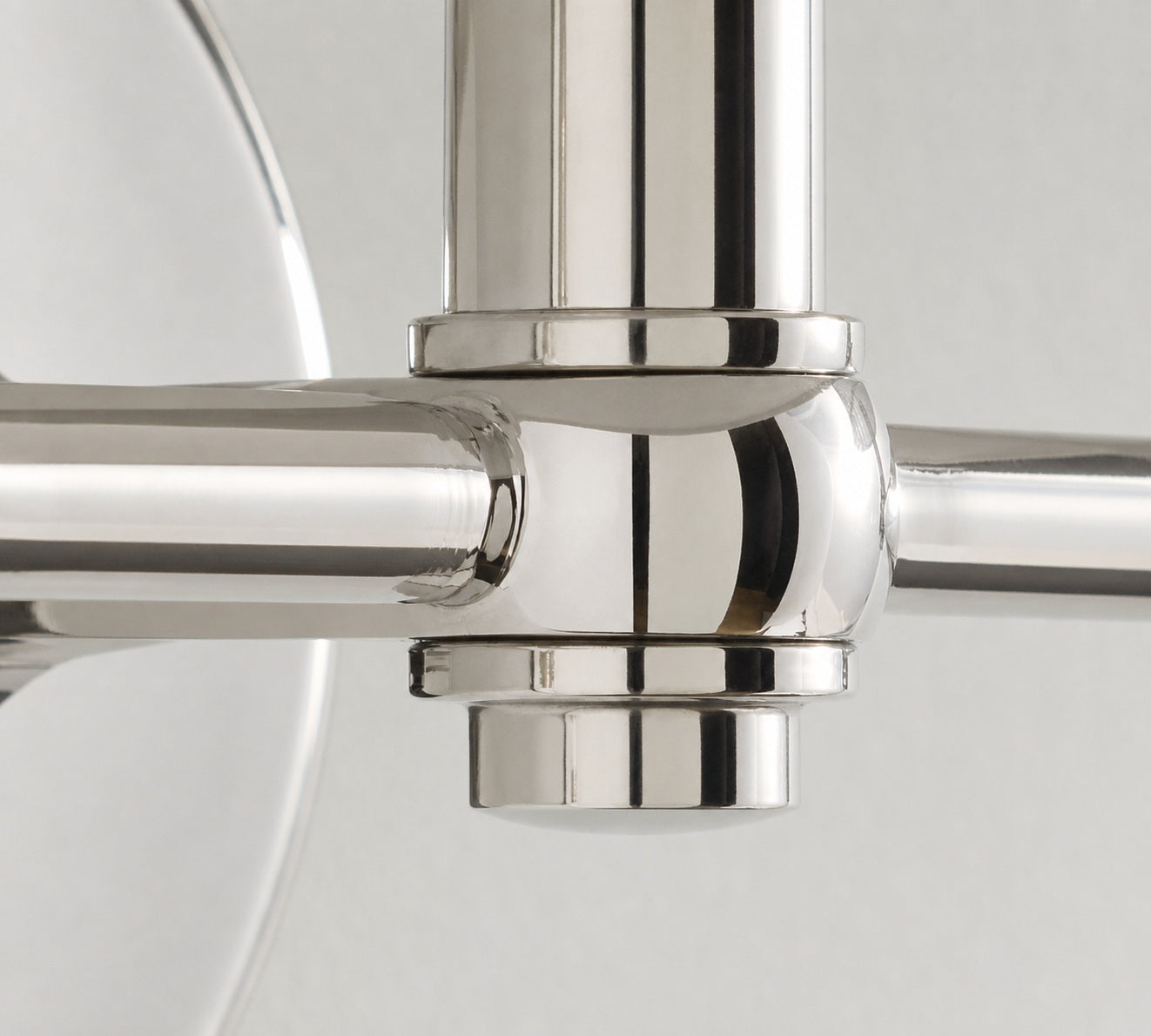 Everett Modernes Metall Wandlicht mit Stoffschirm - Ideal für Bad oder Wohnbereiche
