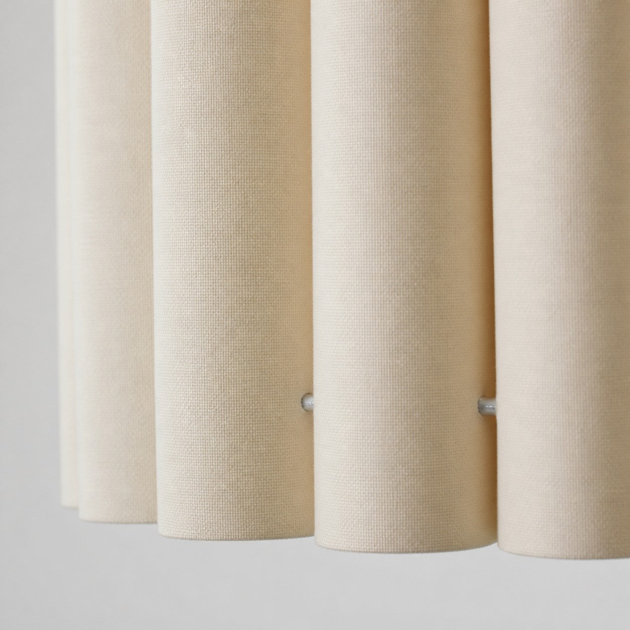 Velura Leinen-Hängeleuchte – Moderne Deckenleuchte im Übergangsstil für Esszimmer und Küchen