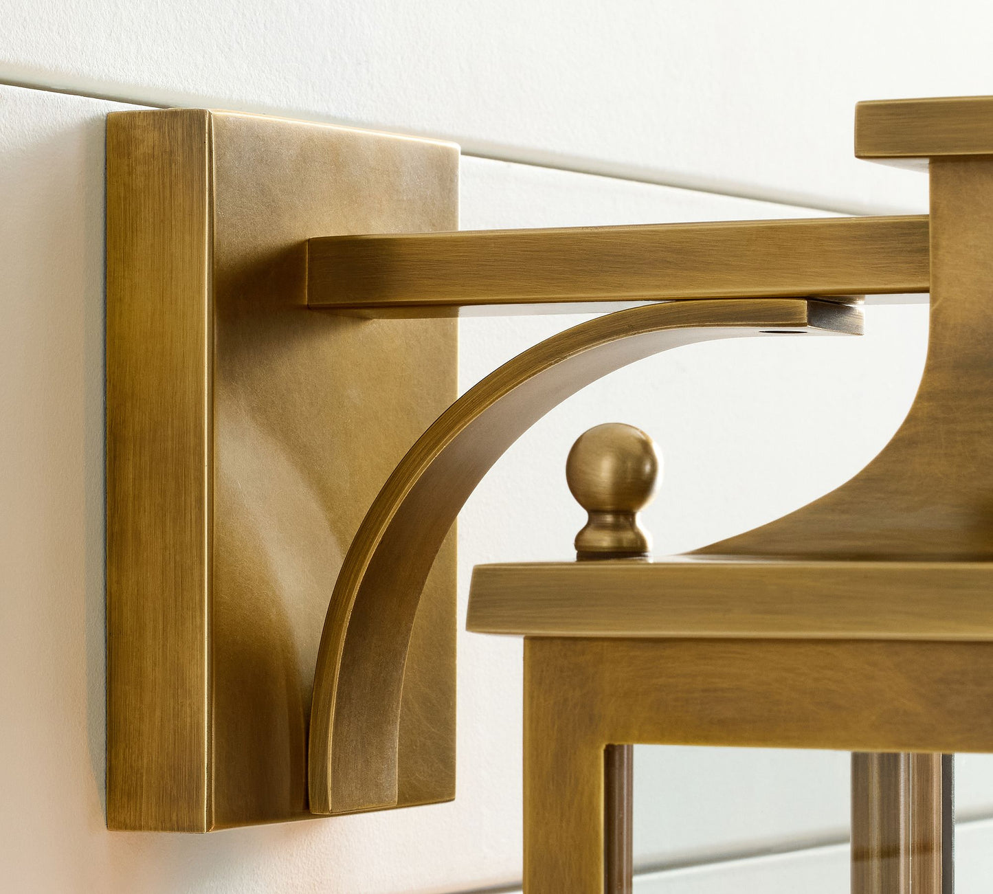 Yolvira Outdoor Lantern Sconce – Versatile Wall Light for Porch, Patio, or Corridor