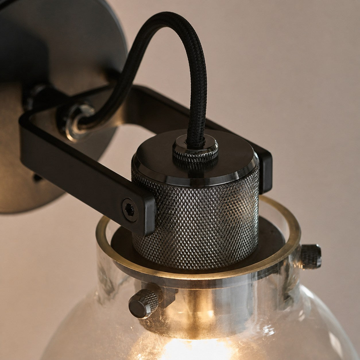 Readium Modern Glass-Shaded Wall Lamp – Adjustable Head for Bedrooms and Hallways