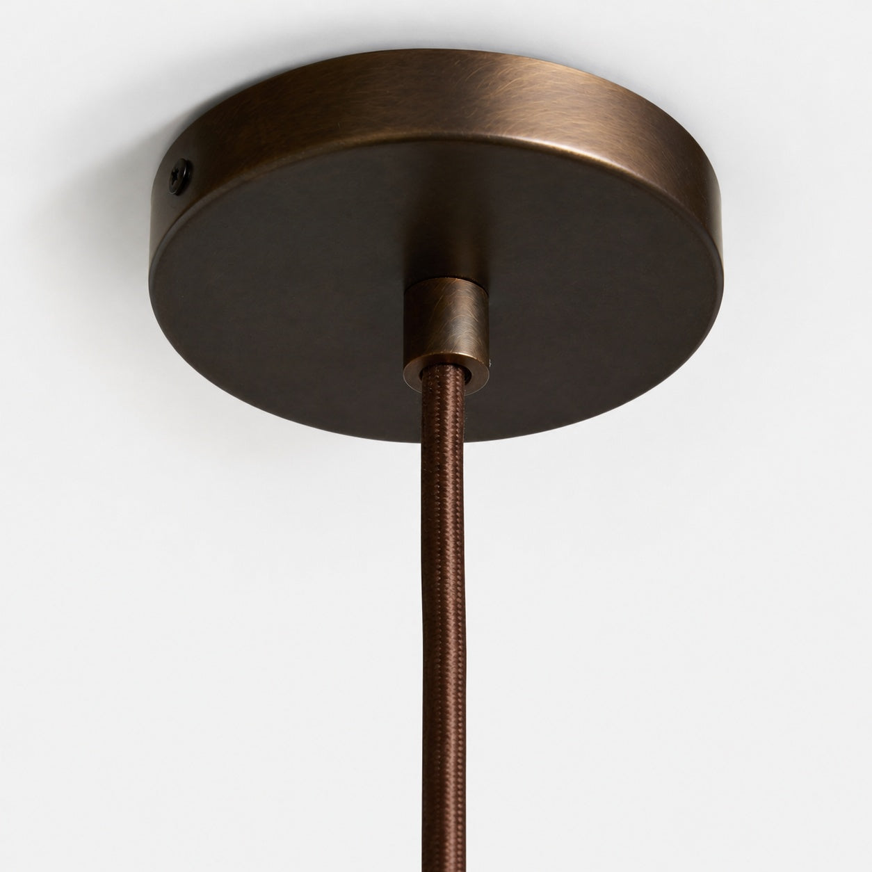 Weavara Skulpturale Pendelleuchte aus Stoff und Metall – Moderne Hängelampe für Ess- oder Wohnzimmer