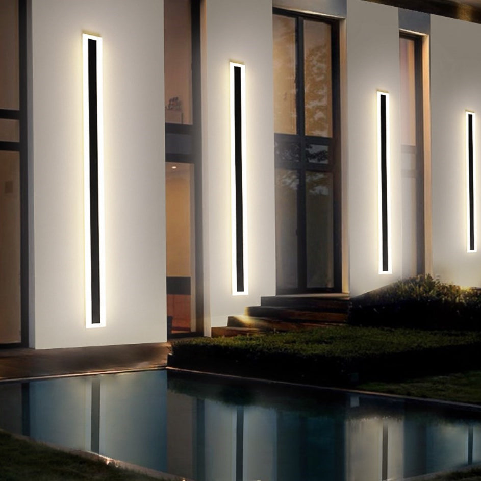 Schwarze lange Leuchte Wasserfeste Außenleuchte LED Wandleuchte