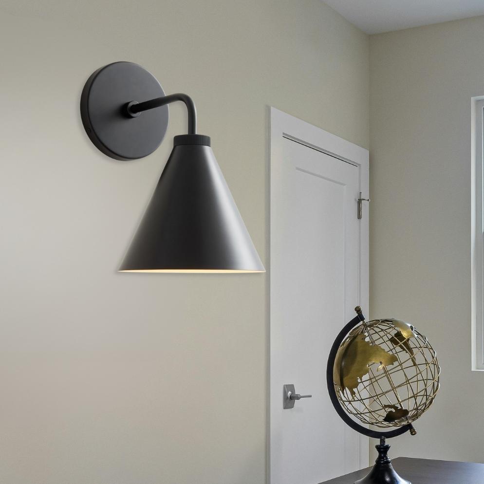 Retro-Wandleuchte aus Metall im Kegeldesign mit klassischem Design