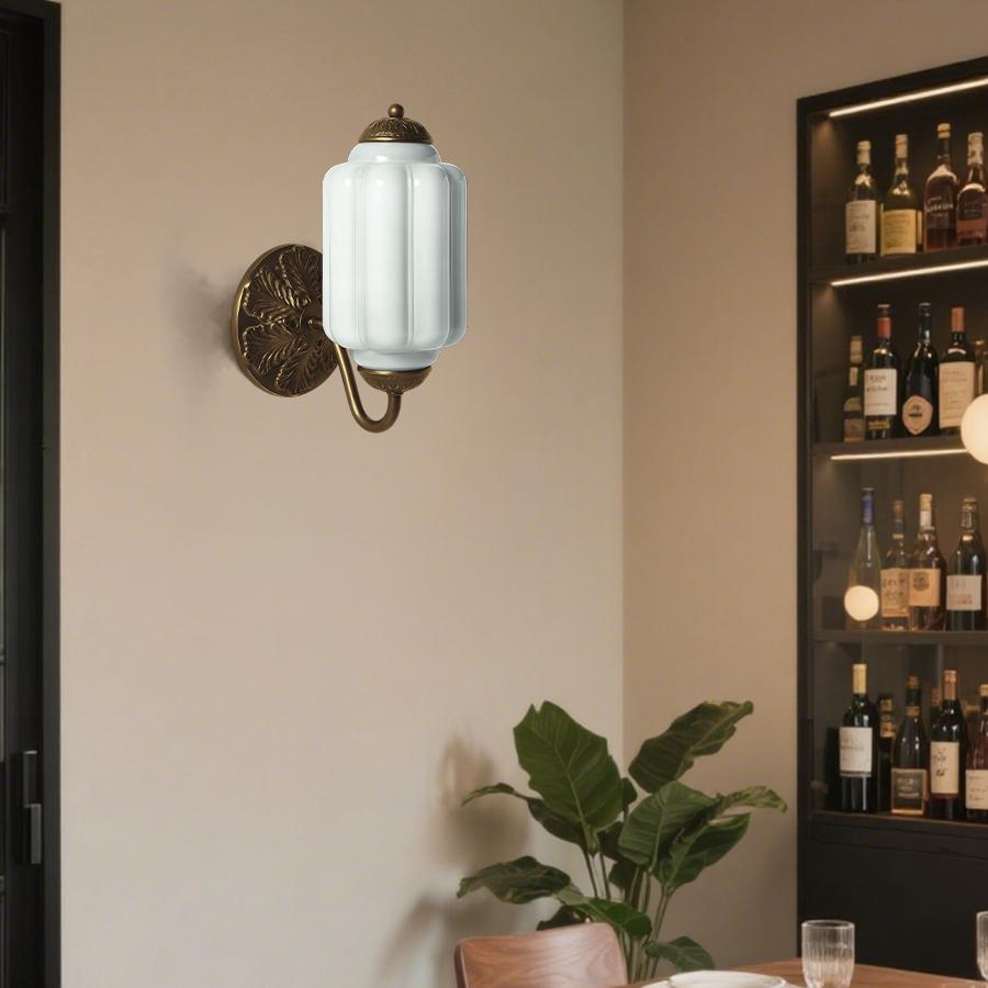 Eloise Glas Wandleuchte - Vintage Wandleuchte Milchglas