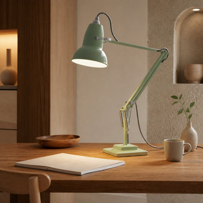 Modryx Vintage Adjustable Desk Lamp – Industrial Task Light for Home Offices