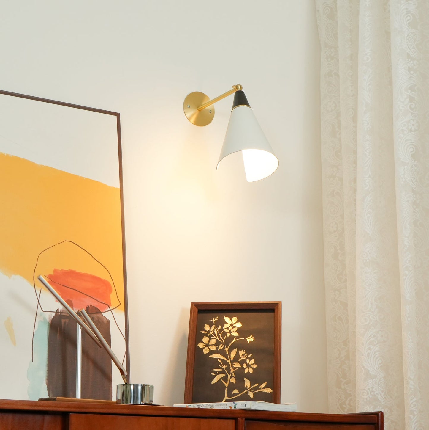 Magari Mid Century Wandleuchte Messing Schwenkbar