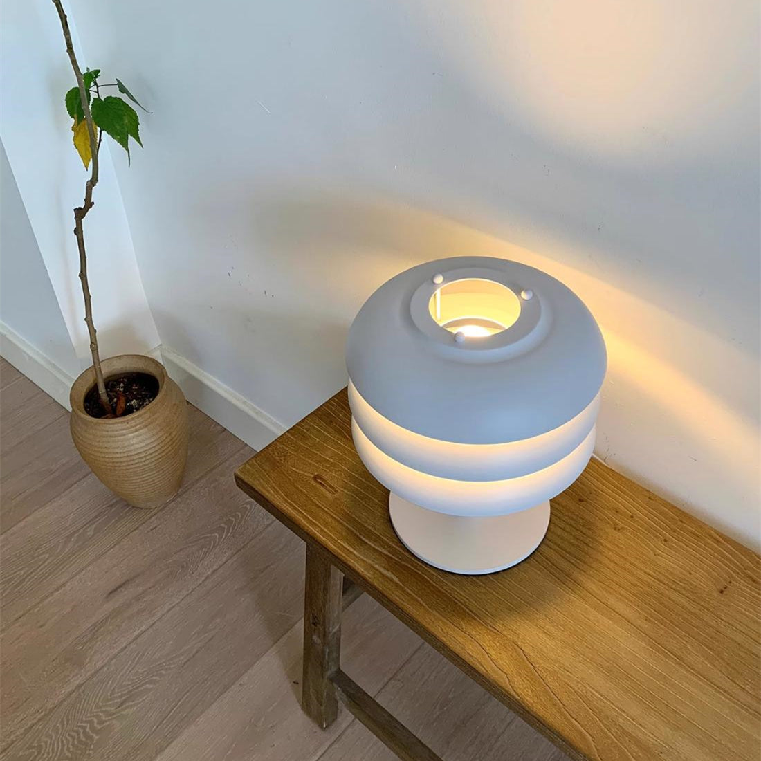 Minimalistische 3 Stöckige Creme Pilz Bettseite Tischlampe