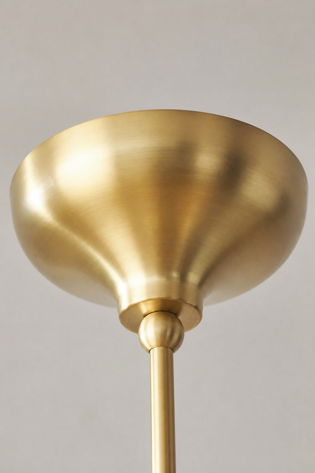 Rayla Scallop Pendelleuchte – Retro Messing Deckenlampe für Esszimmer & Küche