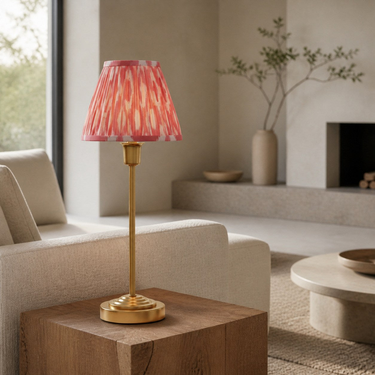 Bronzuno Tischleuchte mit gemustertem Stoff – Ausführung in Messing oder Bronze, modern-bohemischer Stil, ideal für Nachttisch und Wohnzimmer