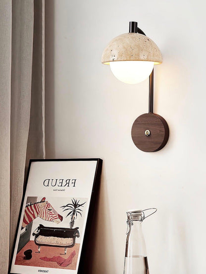 Wandleuchte aus Travertin im Wabi Sabi Stil mit Halbkugel Design für Wohnzimmer und Schlafzimmer