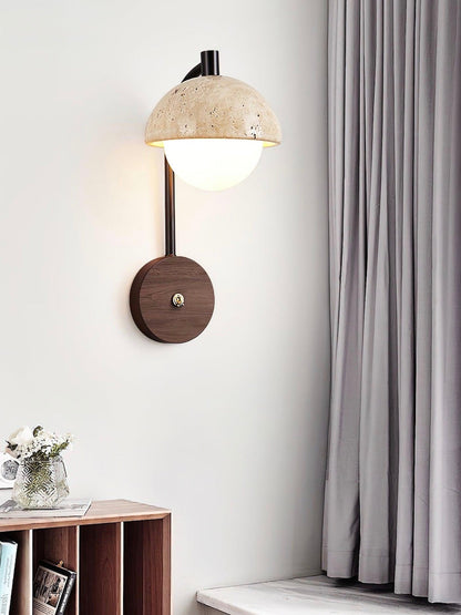 Wandleuchte aus Travertin im Wabi Sabi Stil mit Halbkugel Design für Wohnzimmer und Schlafzimmer