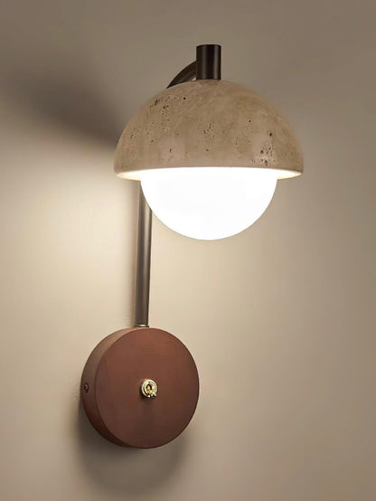 Wandleuchte aus Travertin im Wabi Sabi Stil mit Halbkugel Design für Wohnzimmer und Schlafzimmer