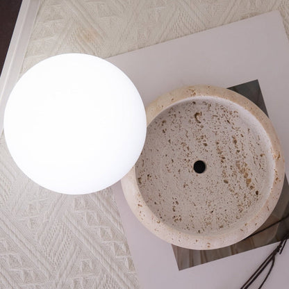 Halbrunde Tischlampe aus Travertin im cremefarbenen Stil