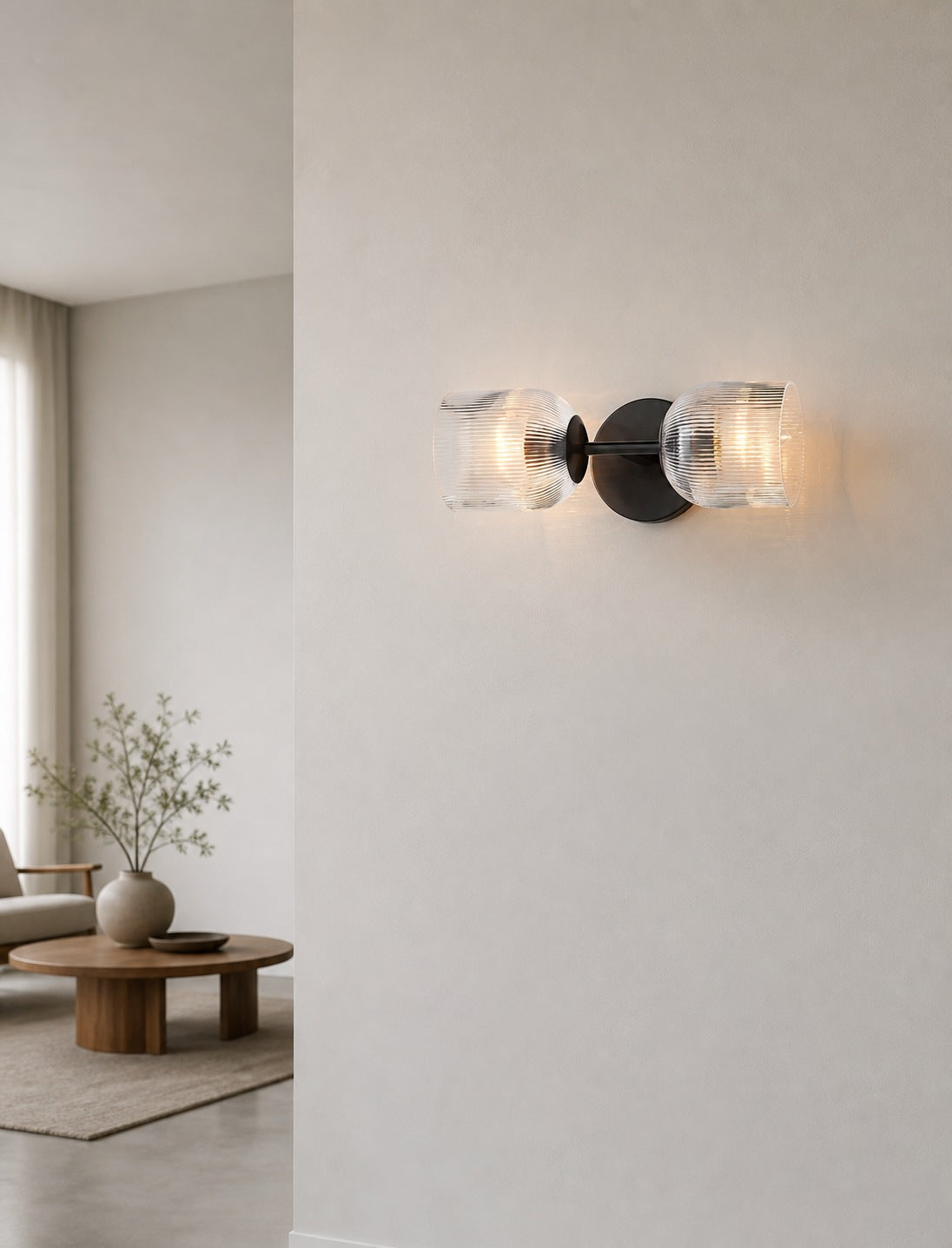 Bravira Wandleuchte aus geripptem Glas – Wandleuchte aus Metall mit klarem Glasschirm