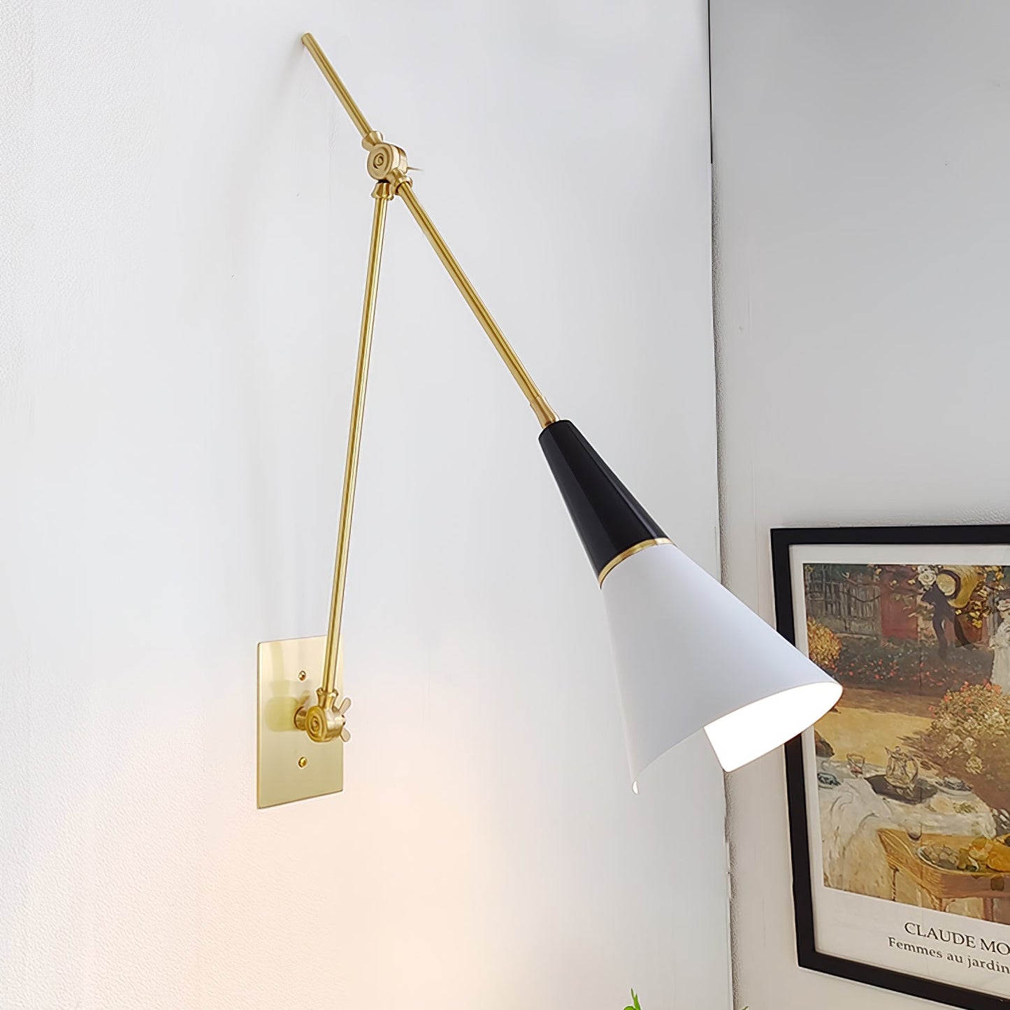 Magari Mid Century Wandleuchte Messing Schwenkbar