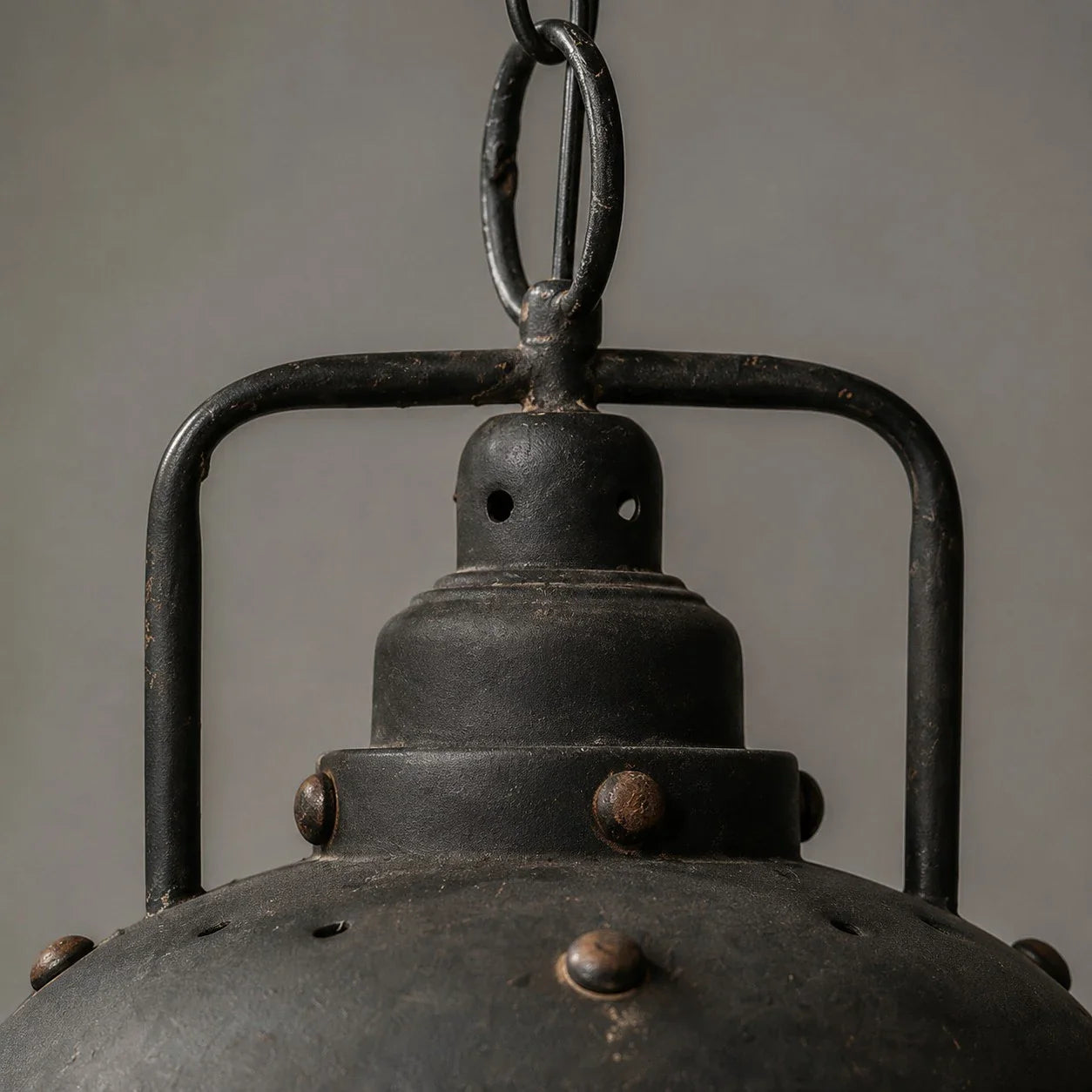 Close view of chain and rivet details