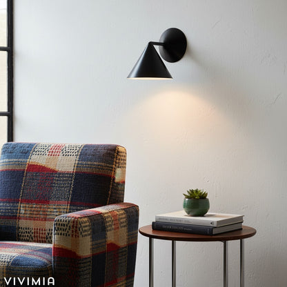 Brivana Wandleuchte – Moderne Metall-Wandlampe für Schlafzimmer & Flur