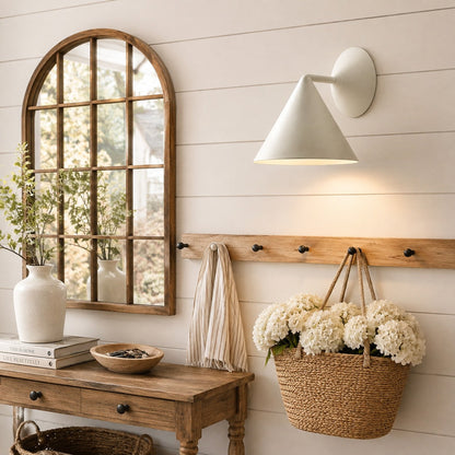 Brivana Wandleuchte – Moderne Metall-Wandlampe für Schlafzimmer & Flur