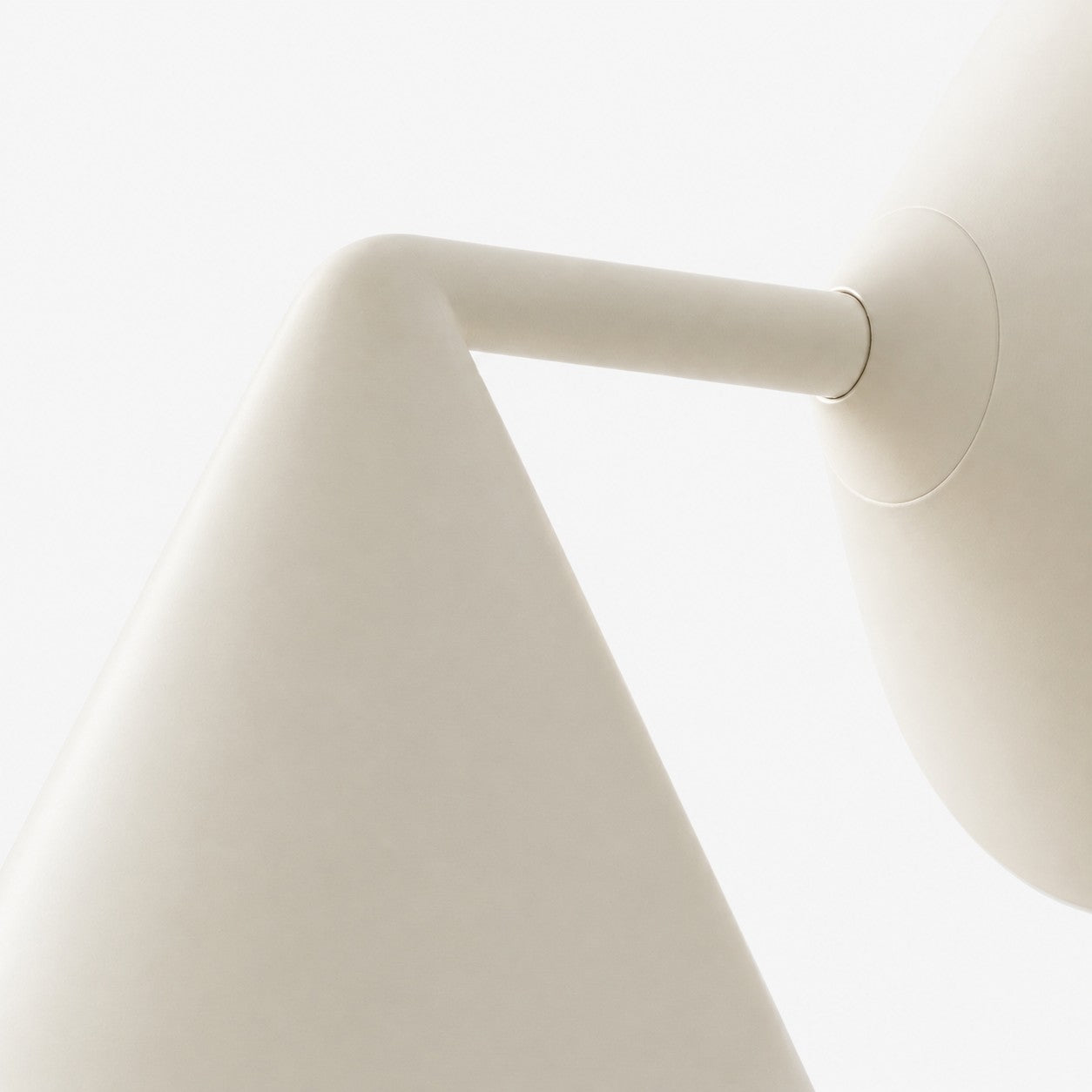 Brivana Wandleuchte – Moderne Metall-Wandlampe für Schlafzimmer & Flur