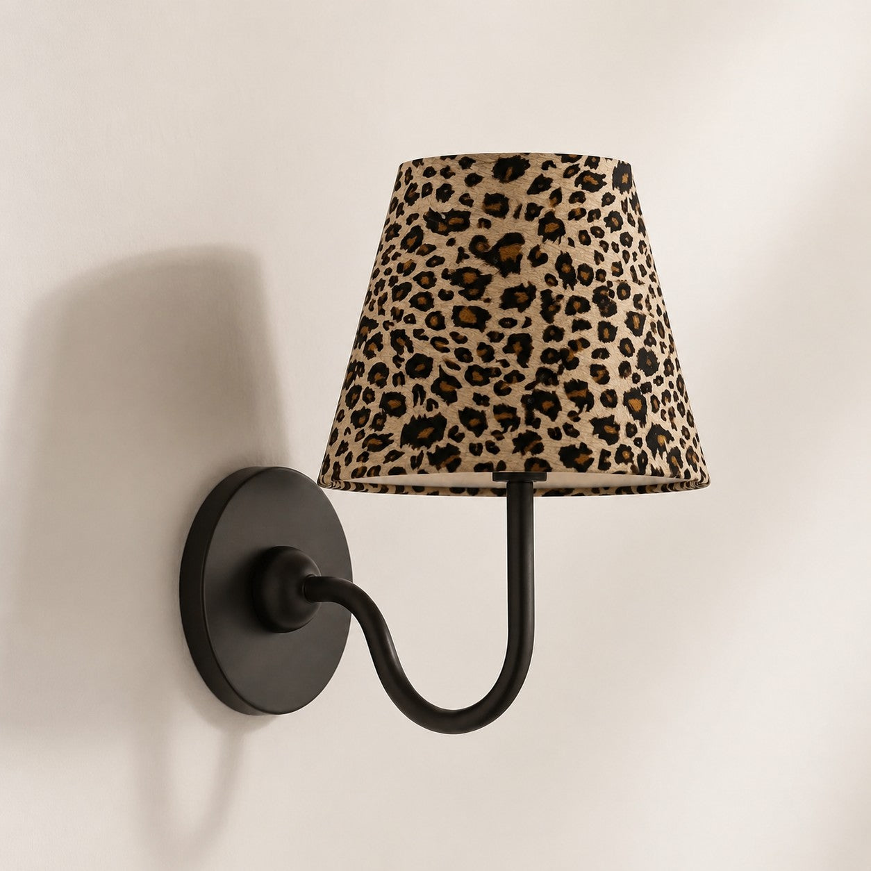 Luvora Gefalteter Leinenlampenschirm Wandlampe Vintage Modern für Schlafzimmer und Flur