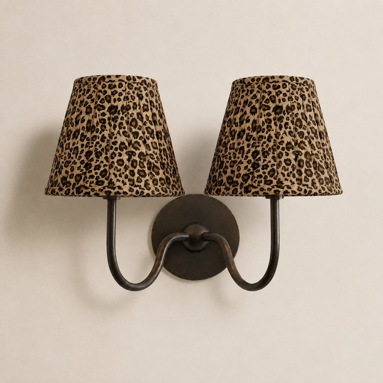 Luvora Gefalteter Leinenlampenschirm Wandlampe Vintage Modern für Schlafzimmer und Flur