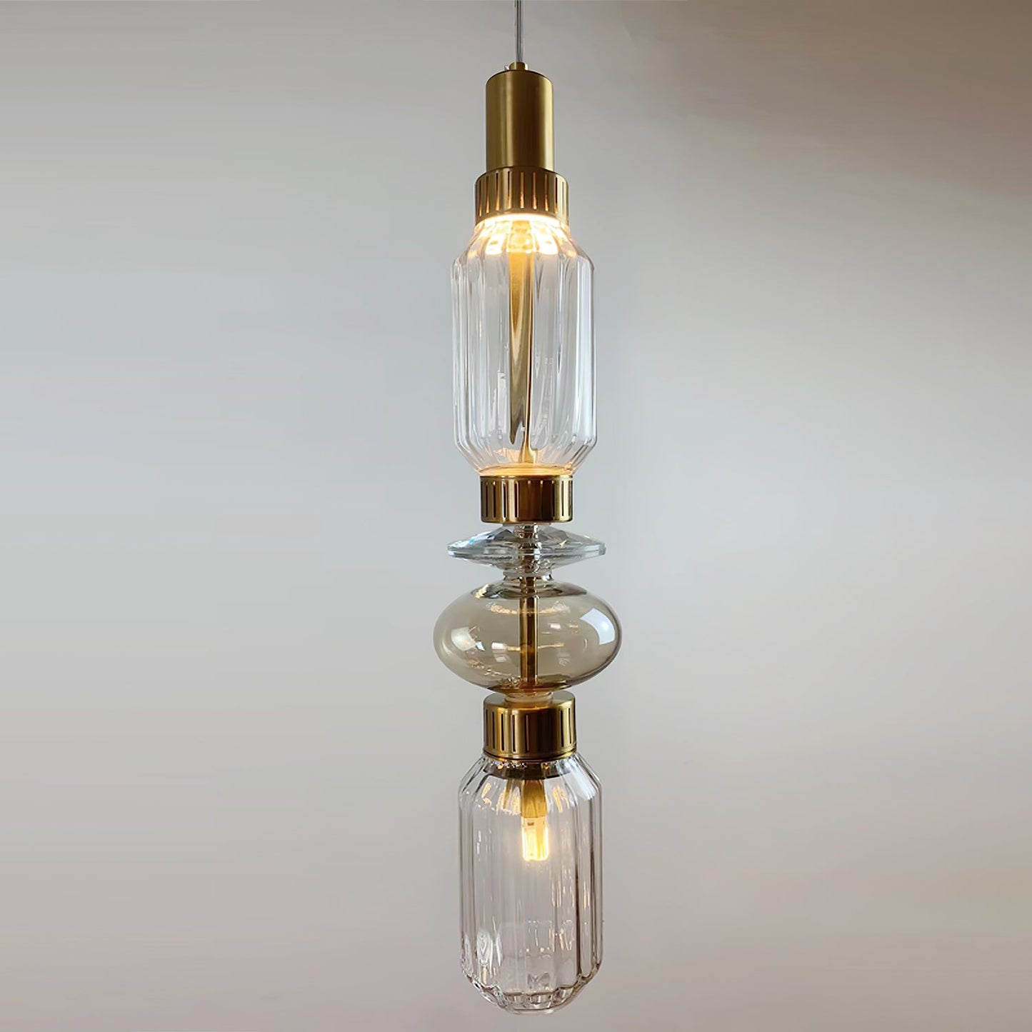 Minimalistische Ballett-Pendelleuchte - Eisen-Metall-Glas-Gold-Bernstein-Innenbeleuchtung