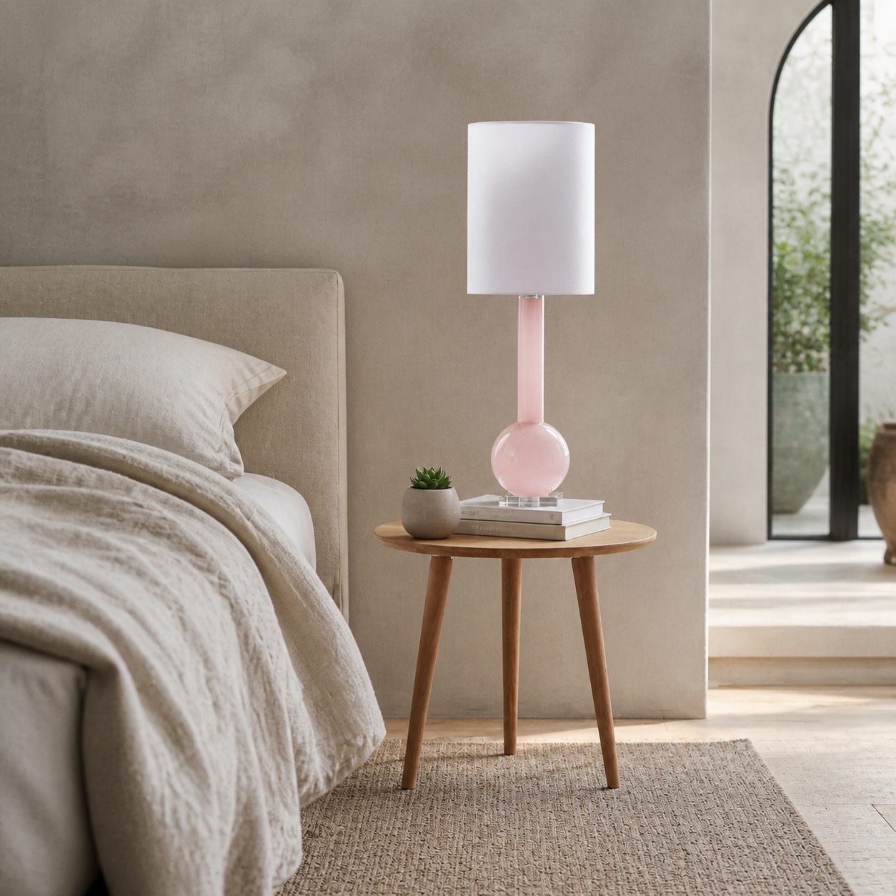 Savara Minimalistische Tischleuchte – Klare Glasform mit Stoffschirm für Schlafzimmer