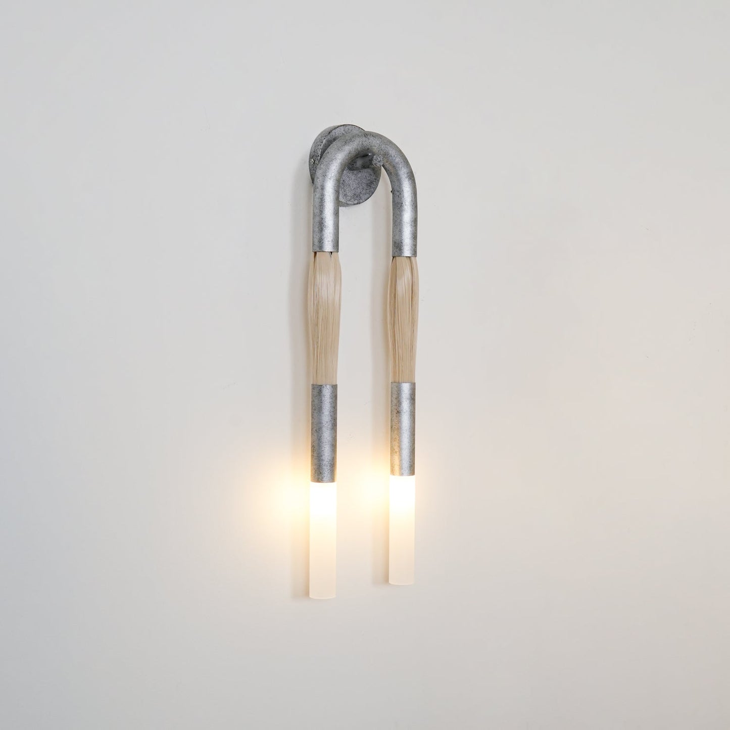 Moderne Wandleuchte aus Rosshaarglas – Messing/Nickel/Schwarz