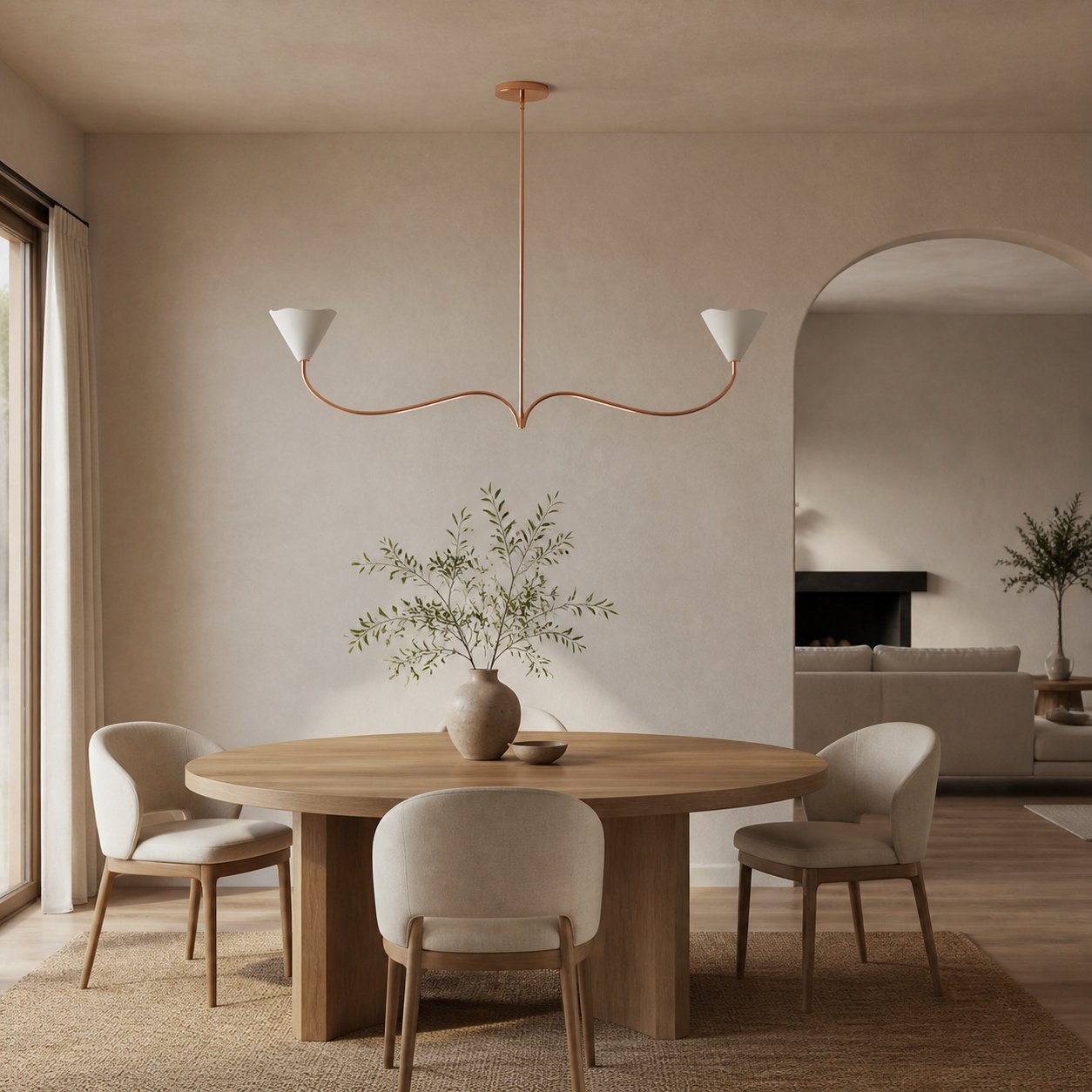 Kysara Linear Kronleuchter – Gebogene Lampenarme und Stoffschirme eignen sich für Wohn- oder Esszimmer.