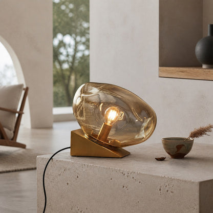 Glissora Glas-Tischleuchte – Weiche, skulpturale Glasform für Wohnzimmer oder Schlafzimmer