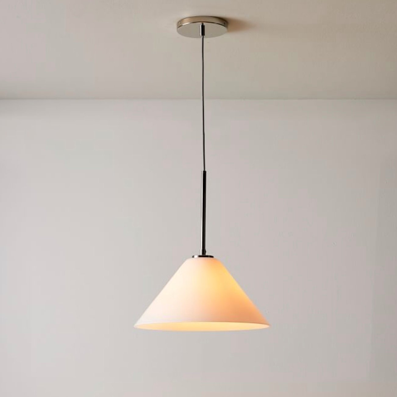 Conica Glass Cone Pendant Lamp – Modern Style Light for Any Room