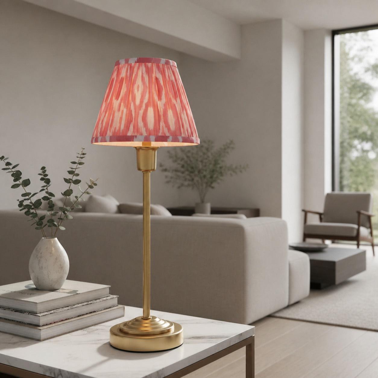 Bronzuno Tischleuchte mit gemustertem Stoff – Ausführung in Messing oder Bronze, modern-bohemischer Stil, ideal für Nachttisch und Wohnzimmer