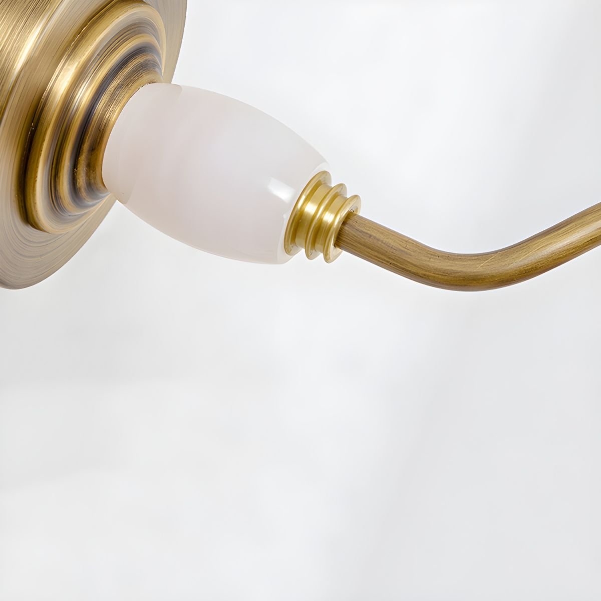 Wandleuchte aus Metall in Bronze-Finish