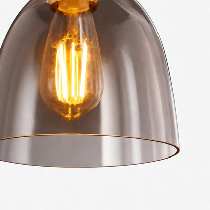 Pendelleuchte aus getöntem Glas von Readium – minimalistischer, verstellbarer Kuppelschirm für Kücheninsel und Esszimmer