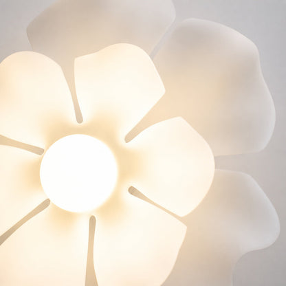 Blossenari Nordic Flower Design Pendant Lamp – Sculptural Floral Ceiling Light for Living Room N34