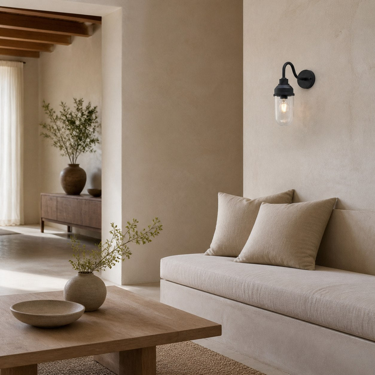 Trevanta Contemporary Outdoor Wall Light – Minimalist Lantern for Entryways & Facades