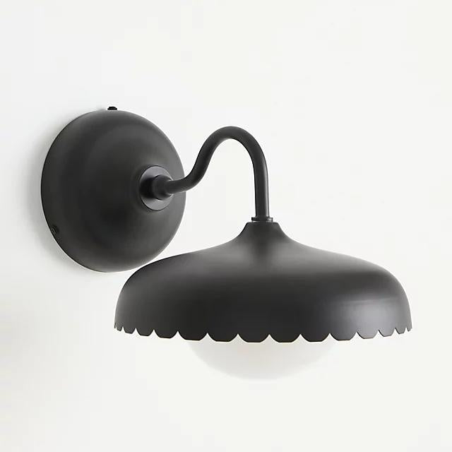 Rayla ScallopEdge Wall Sconce – Modern Metal Outdoor Light for Porch, Patio, or Balcony