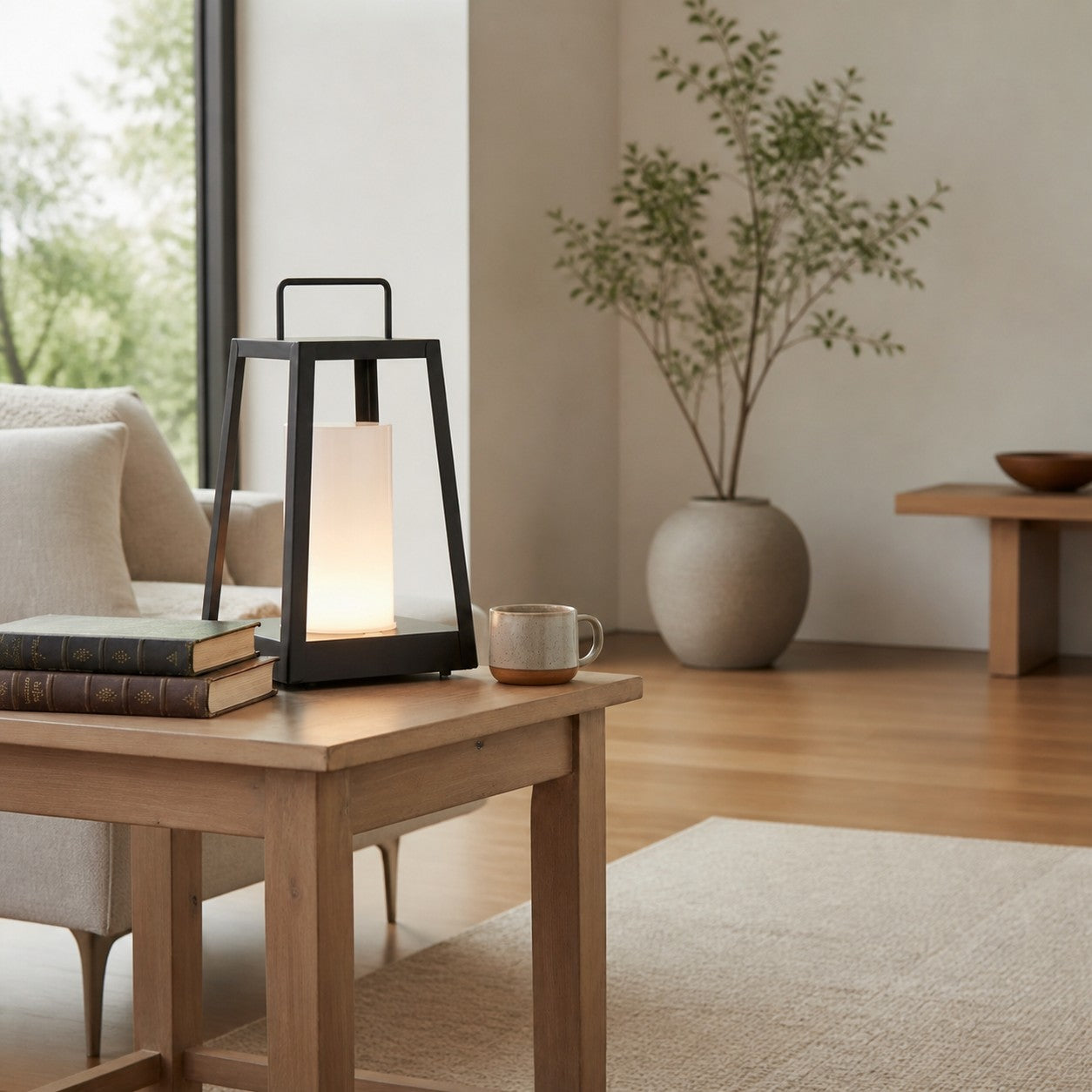 Ambulux Outdoor-Tragbare Lampe – Kompakte Laterne mit ästhetischem Design für Camping oder Esszimmer