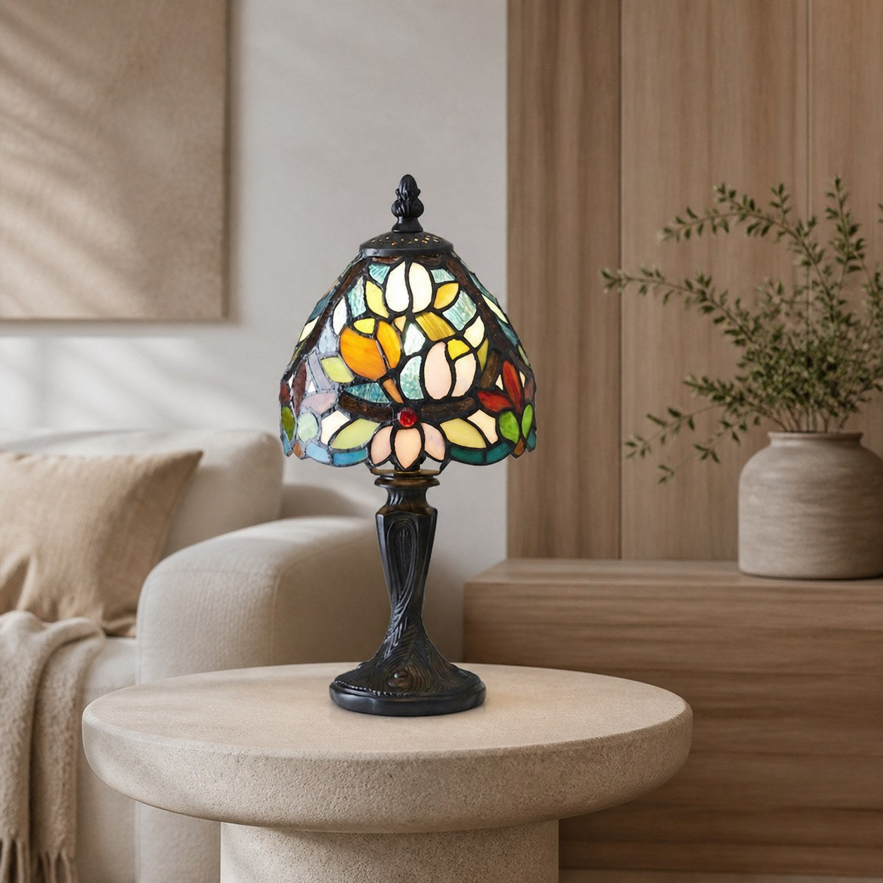 Calyra Vintage Floral Stained Glass Table Lamp — Art Deco Tiffany Style Accent Light for Bedside and Living Room