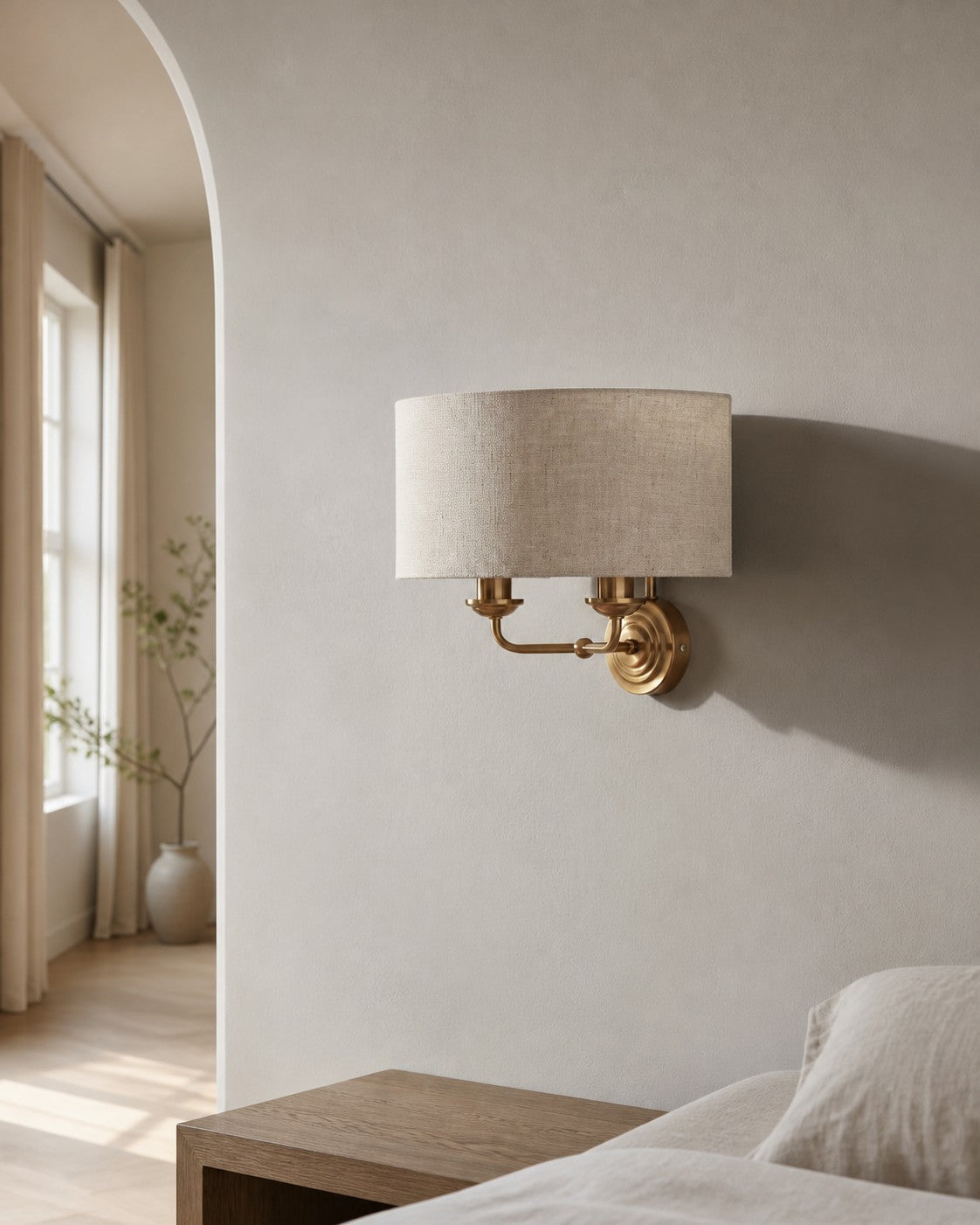 Tela Classic Wall Sconce with Fabric Shade – Elegant Metal Finish Wall Light for Living Room / Bedroom
