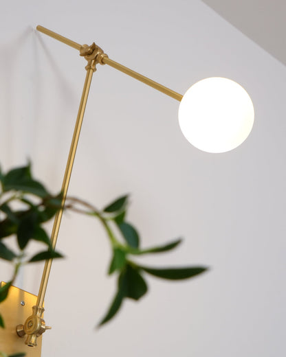 Magari Mid Century Wandleuchte Messing Schwenkbar