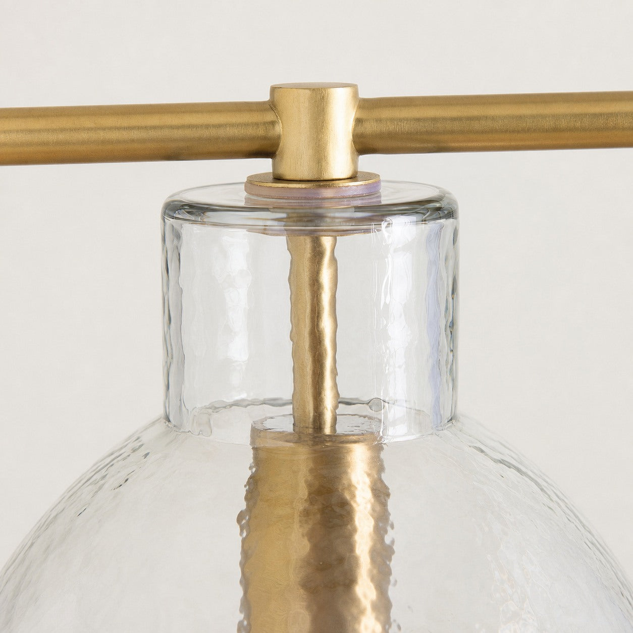 Glavira Linear-Kronleuchter aus recyceltem Glas – elegante, moderne Beleuchtung