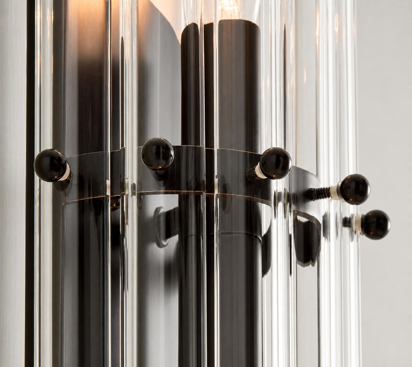Lumora Kristall-Wandleuchte – Elegante Beleuchtung für Flur &amp; Schlafzimmer