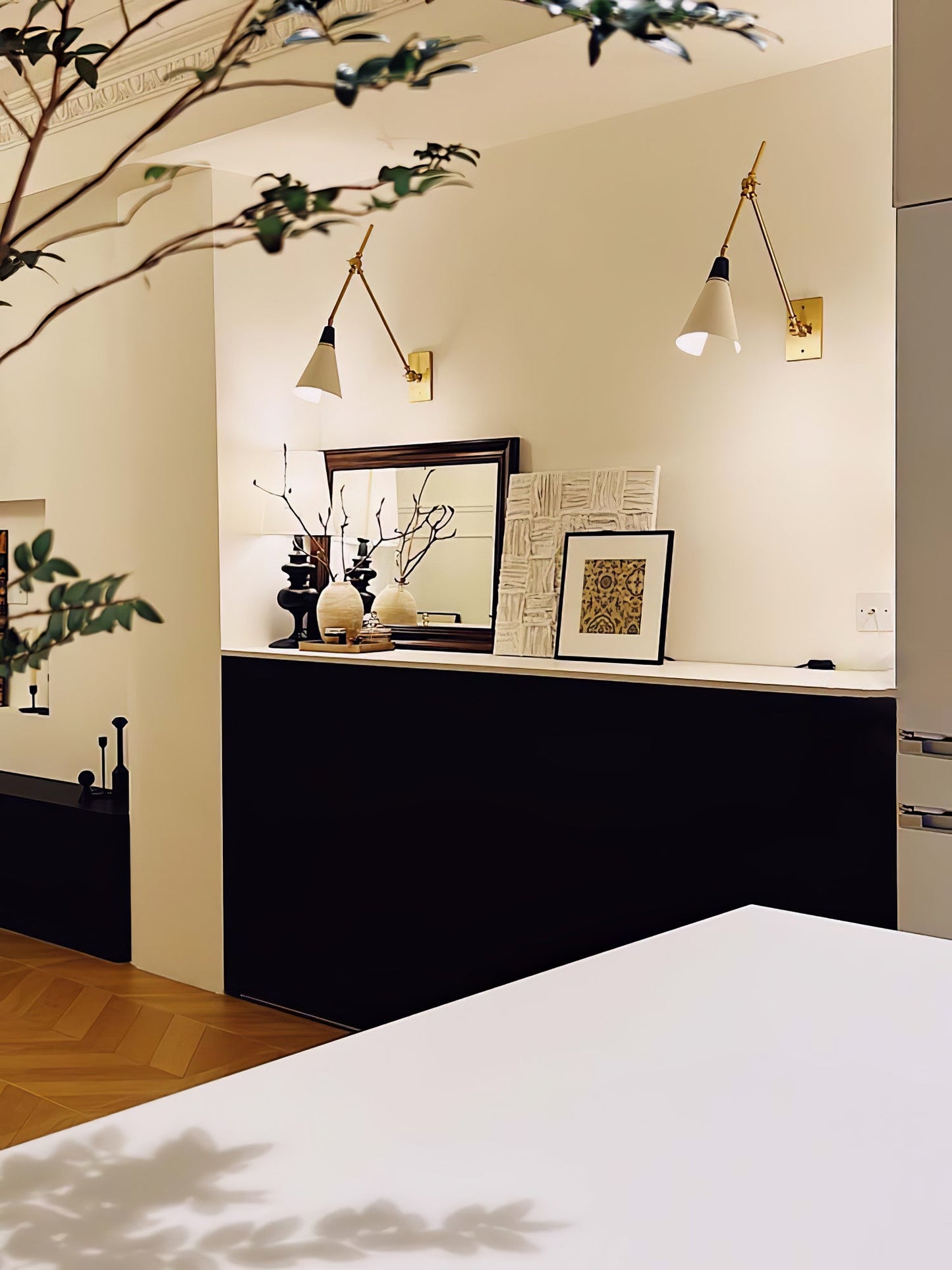 Magari Mid Century Wandleuchte Messing Schwenkbar