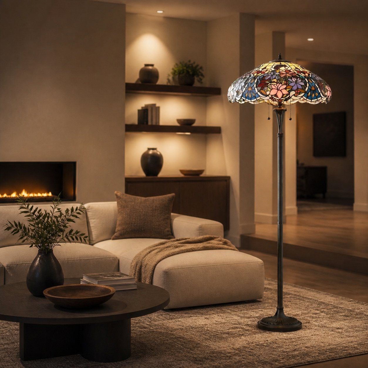 TF Sullivan Tiffany Stehlampe - Florales Buntglasdesign für Arbeits- oder Wohnzimmer